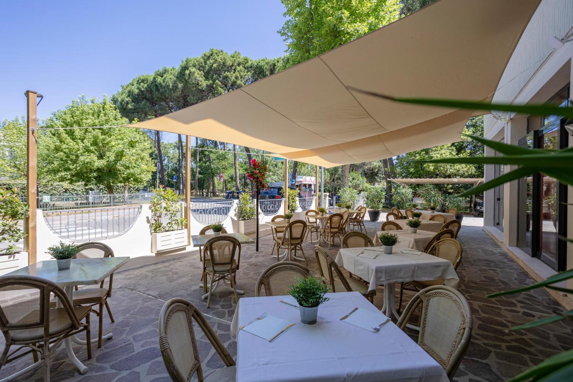 Stella Del Mare Hotel 3*